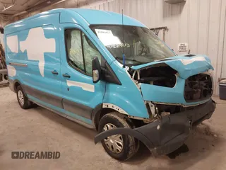 2017 Ford Transit with VIN 1FTYE2CM6HKA49363, listed as a IAAI auction lot 41084813 with Not Provided miles. Bid and sale history available at carsss.com. Image 1.