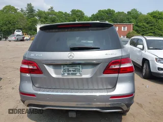 2014 Mercedes-Benz M 350 с VIN 4JGDA5HB2EA389089, выставлен на аукционе IAAI как лот 42402880 с пробегом 102 732 миль миль и . История ставок и продаж доступна на DreamBid. Изображение 16.