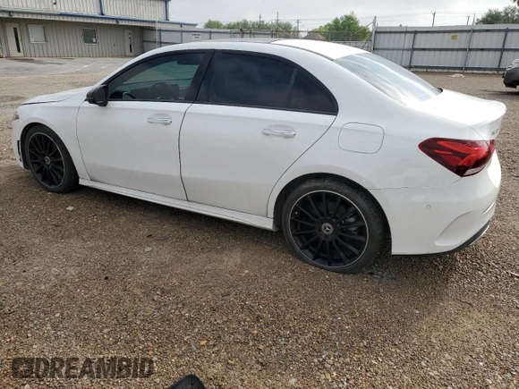 2021 Mercedes-Benz A 220 с VIN W1K3G4EB1MJ299451, выставлен на аукционе Copart как лот 50996405 с пробегом 34 712 миль миль и Списание • Salvage title. История ставок и продаж доступна на DreamBid. Изображение 2.