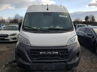 2023 Ram ProMaster Cargo with VIN 3C6MRVJGXPE544997, listed as a Copart auction lot 89184535 with 117,618 mi miles and Salvage Title. Bid and sale history available at DreamBid. Image 5.