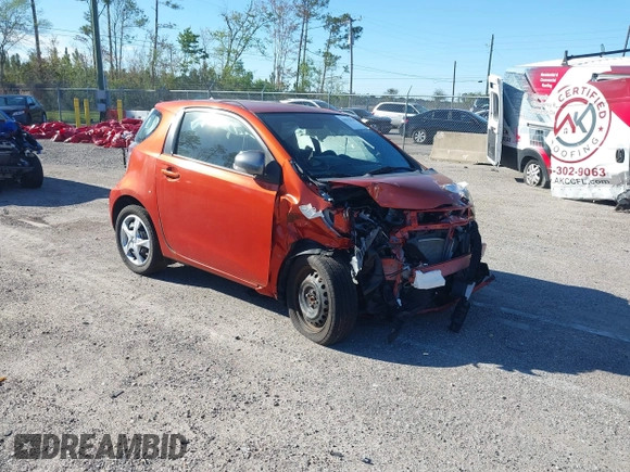 2013 Scion iQ z VIN JTNJJXB0XDJ024874, wystawiony jako IAAI lot #41832058 z przebiegiem Nie podano mil oraz . Historia ofert i sprzedaży dostępna na DreamBid. Obrazek 1.