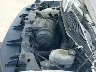 2010 Chevrolet Express Cargo z VIN 1GCZGFBA8A1144127, wystawiony jako IAAI lot #42306432 z przebiegiem 170 856 mil mil oraz . Historia ofert i sprzedaży dostępna na DreamBid. Obrazek 20.