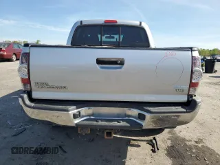 2013 Toyota Tacoma with VIN 5TFLU4EN7DX073036, listed as a Copart auction lot 52871485 with 114,809 mi miles and Salvage Title. Bid and sale history available at DreamBid. Image 6.