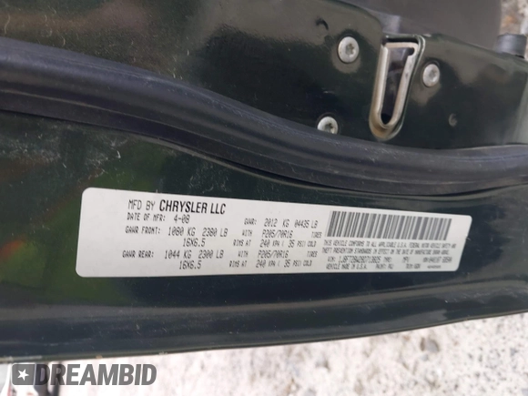 2008 Jeep Patriot Sport with VIN 1J8FT28W28D713825, listed as a IAAI auction lot 42471636 with 227,898 mi miles and . Bid and sale history available at DreamBid. Image 9.