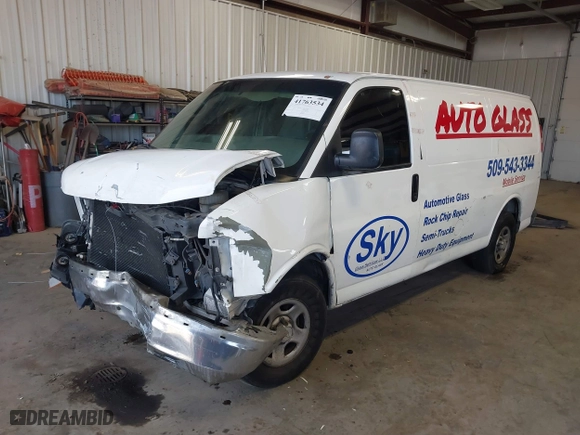2007 Chevrolet Express Cargo Van with VIN 1GCFG15X571105039, listed as a IAAI auction lot 41763534 with 134,696 mi miles. Bid and sale history available at carsss.com. Image 23.