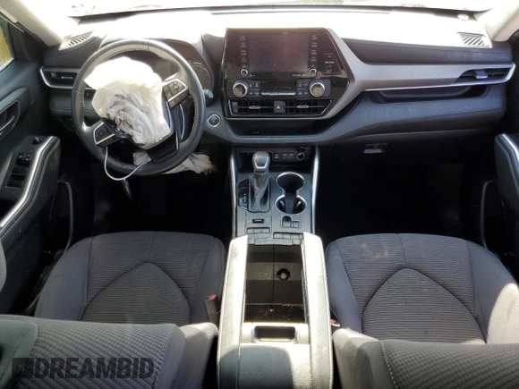 2022 Toyota Highlander LE with VIN 5TDBZRBHXNS204542, listed as a Copart auction lot 56551225 with 71,135 mi miles and Salvage title. Bid and sale history available at DreamBid. Image 8.