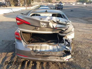 2015 Hyundai Sonata 2.4L Sport with VIN 5NPE34AF4FH019959, listed as a IAAI auction lot 41020000 with 129,535 mi miles. Bid and sale history available at carsss.com. Image 16.
