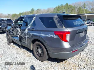 2021 Ford Police Interceptor z VIN 1FM5K8ACXMNA03127, wystawiony jako IAAI lot #41732905 z przebiegiem 73 398 mil mil oraz . Historia ofert i sprzedaży dostępna na DreamBid. Obrazek 3.
