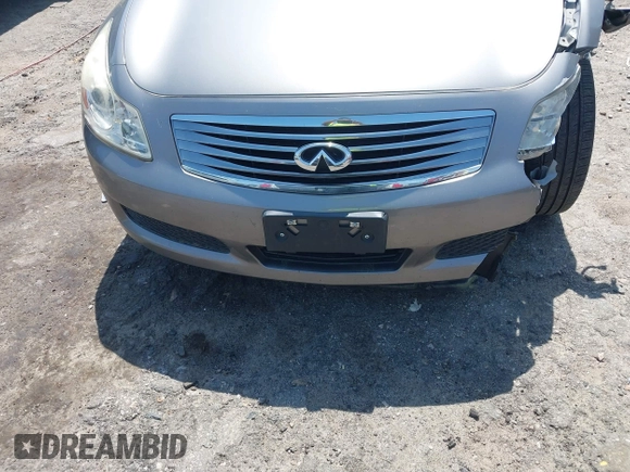 2009 Infiniti G37 x with VIN JNKCV61F89M361484, listed as a IAAI auction lot 42030692 with 173,313 mi miles. Bid and sale history available at carsss.com. Image 12.