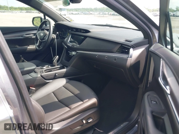 2021 Cadillac XT5 FWD Luxury with VIN 1GYKNAR48MZ110599, listed as a IAAI auction lot 42100383 with 46,775 mi miles and . Bid and sale history available at DreamBid. Image 5.