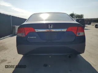 2009 Honda Civic LX z VIN 1HGFA16549L003786, wystawiony jako Copart lot #58315565 z przebiegiem 238 961 mil mil oraz Szkoda całkowita • Salvage title. Historia ofert i sprzedaży dostępna na DreamBid. Obrazek 6.