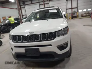 2017 Jeep Compass Latitude with VIN 3C4NJDBB0HT692722, listed as a IAAI auction lot 41776740 with 132,271 mi miles and . Bid and sale history available at DreamBid. Image 12.