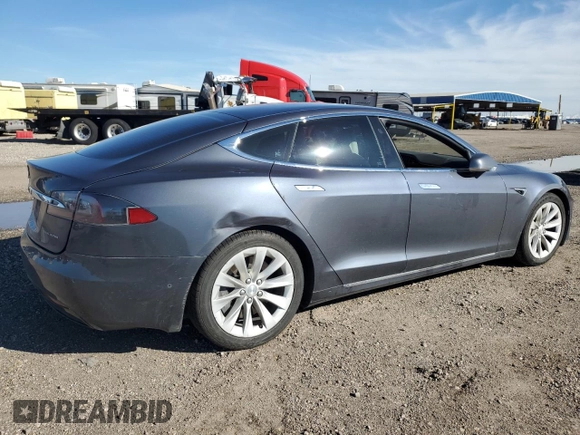 2020 Tesla Model S Long Range with VIN 5YJSA1E25LF359551, listed as a Copart auction lot 41495655 with Not provided miles and Clean title. Bid and sale history available at DreamBid. Image 3.