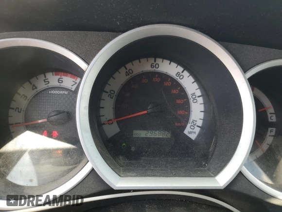 2015 Toyota Tacoma with VIN 5TFTX4CN9FX048636, listed as a Copart auction lot 63438595 with 296,882 mi miles and Salvage title. Bid and sale history available at DreamBid. Image 9.