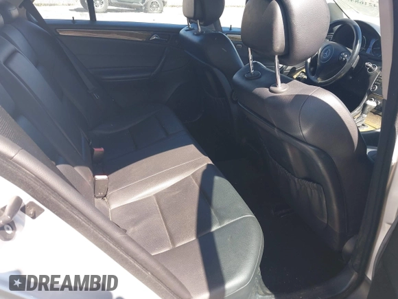 2007 Mercedes-Benz C 230 Sport with VIN WDBRF52H47A933571, listed as a IAAI auction lot 42168454 with 157,854 mi miles and . Bid and sale history available at DreamBid. Image 8.