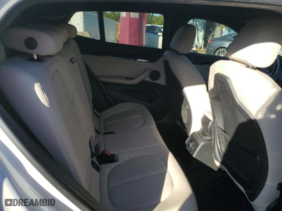 2018 BMW X2 xDrive28i with VIN WBXYJ5C30JEF80220, listed as a Copart auction lot 87667335 with 84,311 mi miles and Salvage Title. Bid and sale history available at carsss.com. Image 10.