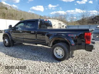 2022 Ford Super Duty F-450 DRW XL with VIN 1FT8W4DT7NEE27814, listed as a Copart auction lot 46061085 with 26,263 mi miles and Salvage Title. Bid and sale history available at carsss.com. Image 2.