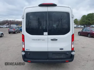 2019 Ford Transit with VIN 1FTYR2CM4KKA63287, listed as a IAAI auction lot 41910079 with 95,472 mi miles. Bid and sale history available at carsss.com. Image 16.