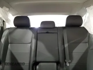 2018 Volkswagen Tiguan SEL z VIN 3VV2B7AX5JM017710, wystawiony jako Copart lot #48617875 z przebiegiem 63 466 mil mil oraz Szkoda całkowita • Salvage title. Historia ofert i sprzedaży dostępna na DreamBid. Obrazek 10.