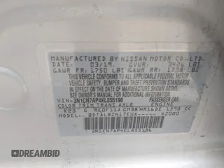 2019 Nissan Versa SV z VIN 3N1CN7AP4KL855196, wystawiony jako IAAI lot #42081644 z przebiegiem 79 527 mil mil oraz . Historia ofert i sprzedaży dostępna na DreamBid. Obrazek 9.