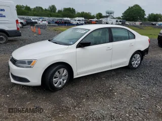 2012 Volkswagen Jetta S с VIN 3VW2K7AJ1CM351548, выставлен на аукционе Copart как лот 56754615 с пробегом 173 059 миль миль и Списание • Salvage title. История ставок и продаж доступна на DreamBid. Изображение 1.