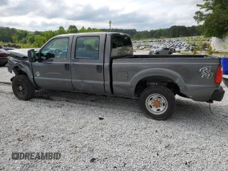 2015 Ford F-250 Lariat z VIN 1FT7W2BT1FEB25018, wystawiony jako Copart lot #55891235 z przebiegiem 186 354 mil mil oraz Szkoda całkowita • Salvage title. Historia ofert i sprzedaży dostępna na DreamBid. Obrazek 2.