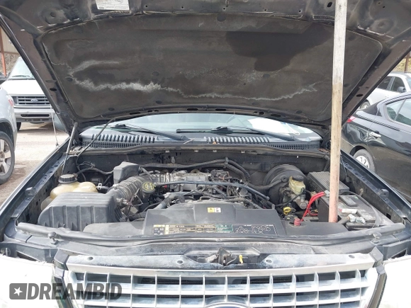 2004 Ford Explorer XLT с VIN 1FMZU63W14ZA19796, выставлен на аукционе IAAI как лот 41746823 с пробегом Не указан миль и . История ставок и продаж доступна на DreamBid. Изображение 10.