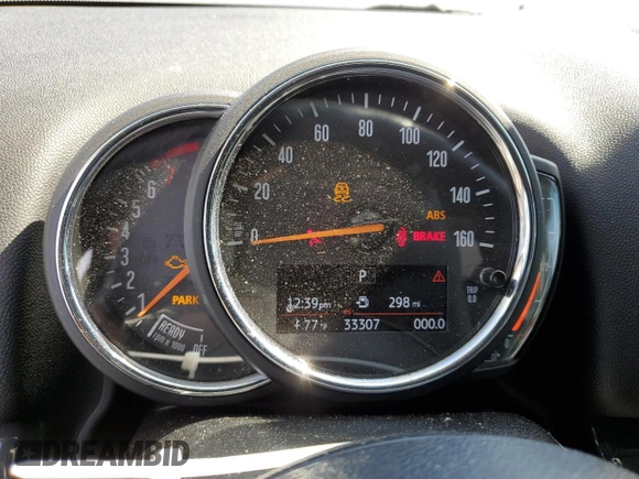 2019 MINI Countryman Cooper S with VIN WMZYT5C57K3G93622, listed as a Copart auction lot 70916044 with 33,307 mi miles and Salvage Title. Bid and sale history available at carsss.com. Image 9.