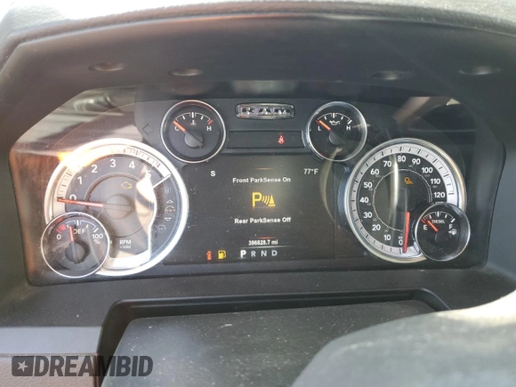 2018 Ram 2500 Laramie with VIN 3C6UR5FL6JG173046, listed as a Copart auction lot 52214735 with 396,828 mi miles and Clean title. Bid and sale history available at DreamBid. Image 9.