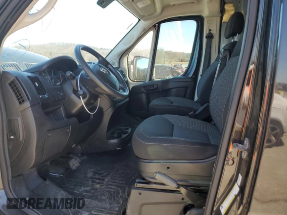 2018 Ram ProMaster Cargo with VIN 3C6URVJG6JE108378, listed as a Copart auction lot 47080175 with 299,201 mi miles and Clean Title. Bid and sale history available at carsss.com. Image 7.