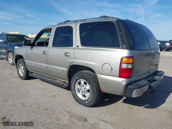 2001 Chevrolet Tahoe LS with VIN 1GNEK13TX1J257374, listed as a IAAI auction lot 42071009 with 284,650 mi miles. Bid and sale history available at carsss.com. Image 3.