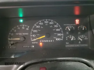 1997 Chevrolet Silverado 1500 with VIN 2GCEK19R8V1276249, listed as a Copart auction lot 52372655 with 237,612 mi miles and Salvage Title. Bid and sale history available at DreamBid. Image 9.