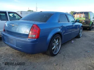 2007 Chrysler 300 with VIN 2C3KA43R37H714996, listed as a IAAI auction lot 41756662 with 167,317 mi miles. Bid and sale history available at carsss.com. Image 4.
