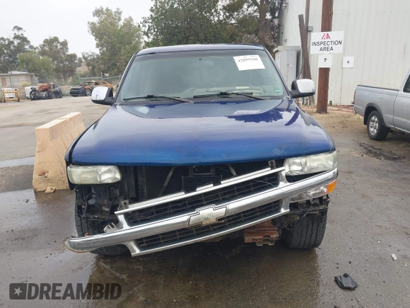 2002 Chevrolet Silverado 1500 LT with VIN 2GCEC19T821380843, listed as a IAAI auction lot 42095940 with 309,450 mi miles and . Bid and sale history available at DreamBid. Image 11.