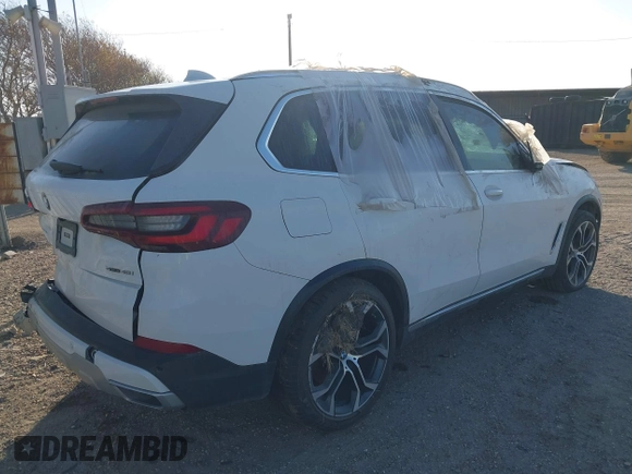 2021 BMW X5 sDrive40i with VIN 5UXCR4C05M9G12770, listed as a IAAI auction lot 41411950 with 1 mi miles. Bid and sale history available at carsss.com. Image 4.