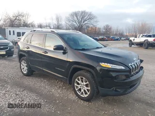 2017 Jeep Cherokee Latitude with VIN 1C4PJMCS4HW660311, listed as a IAAI auction lot 40964504 with 95,210 mi miles. Bid and sale history available at carsss.com. Image 1.