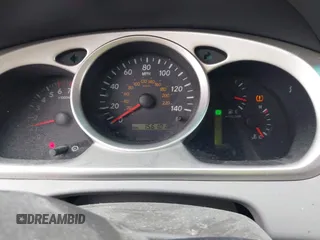 2005 Toyota Highlander z VIN JTEGP21A450079978, wystawiony jako IAAI lot #41905023 z przebiegiem 156 101 mil mil oraz . Historia ofert i sprzedaży dostępna na DreamBid. Obrazek 7.