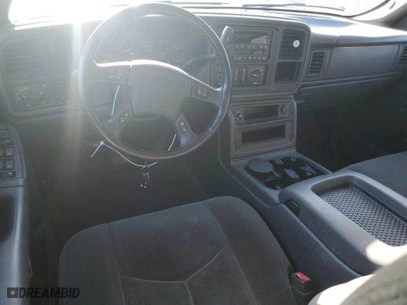2004 Chevrolet Silverado 1500 Crew Cab LS with VIN 2GCEC13T441330761, listed as a Copart auction lot 76060604 with 1,000,936 mi miles and Salvage Title. Bid and sale history available at carsss.com. Image 8.