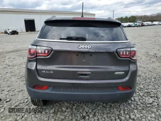 2020 Jeep Compass Latitude with VIN 3C4NJDBB1LT205116, listed as a Copart auction lot 53227985 with 51,688 mi miles and Salvage title. Bid and sale history available at DreamBid. Image 6.