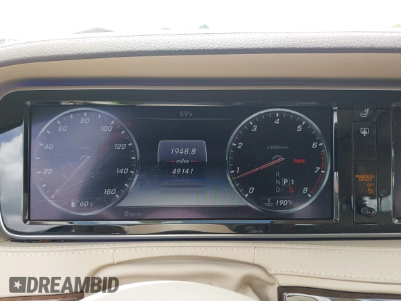 2016 Mercedes-Benz S 550 z VIN WDDUG8FB6GA235985, wystawiony jako IAAI lot #42389803 z przebiegiem 49 141 mil mil oraz . Historia ofert i sprzedaży dostępna na DreamBid. Obrazek 7.