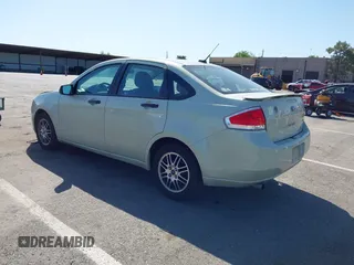 2011 Ford Focus SE with VIN 1FAHP3FN9BW167286, listed as a IAAI auction lot 42087263 with 71,923 mi miles. Bid and sale history available at carsss.com. Image 3.