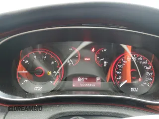 2015 Dodge Dart SXT z VIN 1C3CDFBB8FD277116, wystawiony jako Copart lot #52105125 z przebiegiem 100 552 mil mil oraz Szkoda całkowita • Salvage title. Historia ofert i sprzedaży dostępna na DreamBid. Obrazek 9.