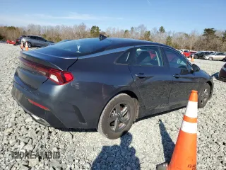 2024 Kia K5 LXS with VIN 5XXG14J25RG235329, listed as a Copart auction lot 43849115 with 39,482 mi miles and Salvage Title. Bid and sale history available at carsss.com. Image 3.