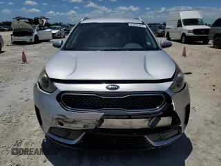 2017 Kia Niro LX with VIN KNDCB3LC8H5091046, listed as a Copart auction lot 63559304 with 79,530 mi miles and Salvage Title. Bid and sale history available at carsss.com. Image 5.