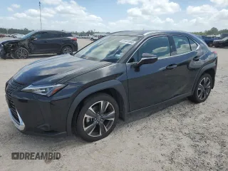 2022 Lexus UX with VIN JTHX3JBH0N2051278, listed as a Copart auction lot 61441804 with 34,317 mi miles and Salvage Title. Bid and sale history available at carsss.com. Image 1.