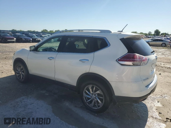 2015 Nissan Rogue SL z VIN 5N1AT2MV9FC795341, wystawiony jako Copart lot #57528965 z przebiegiem 108 303 mil mil oraz Szkoda całkowita • Salvage title. Historia ofert i sprzedaży dostępna na DreamBid. Obrazek 2.