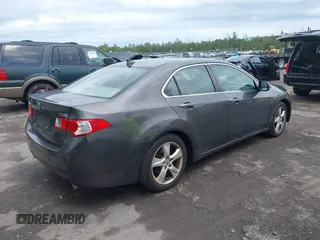 2009 Acura TSX with VIN JH4CU26609C021322, listed as a IAAI auction lot 42241694 with Not provided miles and . Bid and sale history available at DreamBid. Image 4.