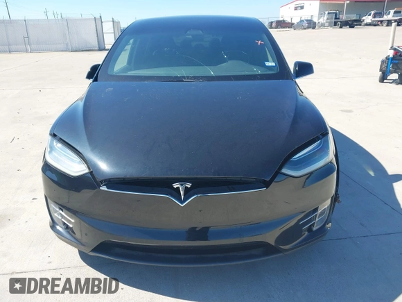 2017 Tesla Model X 90D z VIN 5YJXCAE28HF059140, wystawiony jako IAAI lot #41648518 z przebiegiem Nie podano mil oraz . Historia ofert i sprzedaży dostępna na DreamBid. Obrazek 10.
