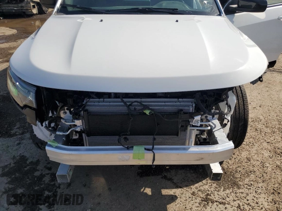 2024 Jeep Compass Latitude Lux z VIN 3C4NJDFN7RT104207, wystawiony jako Copart lot #47723925 z przebiegiem 14 935 mil mil oraz Szkoda całkowita • Salvage title. Historia ofert i sprzedaży dostępna na DreamBid. Obrazek 11.
