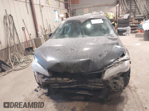 2015 Toyota Camry XLE with VIN 4T1BF1FK2FU474423, listed as a IAAI auction lot 41811299 with 154,622 mi miles and . Bid and sale history available at DreamBid. Image 6.
